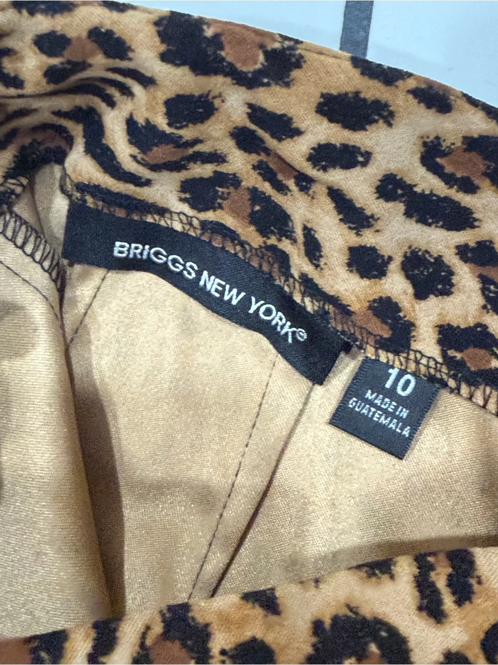 Vintage Y2K Briggs New York Leopard Velvet Midi Skirt Size 10